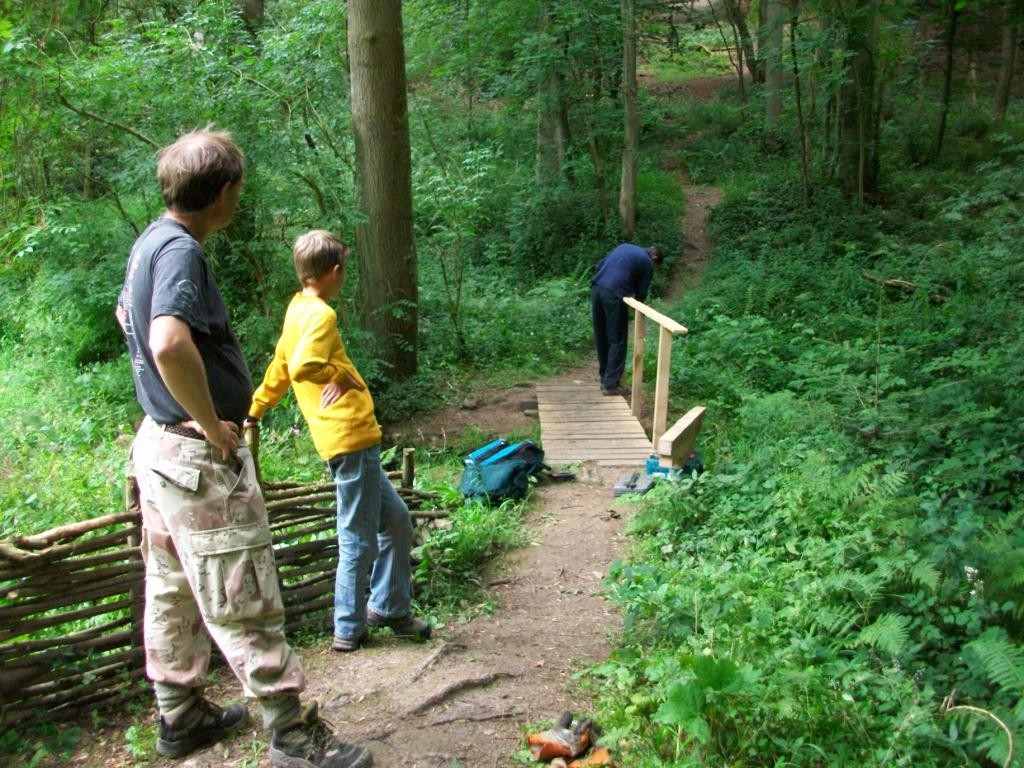 Wherever there is a runoff, there is a crossing point for walkers.